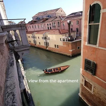 Winona Apartment Venice